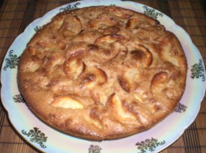 Рецепт бисквита с яблоками