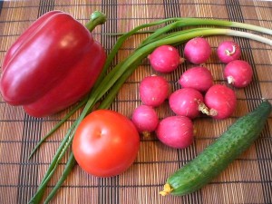 овощи для вкусного салата из редиса