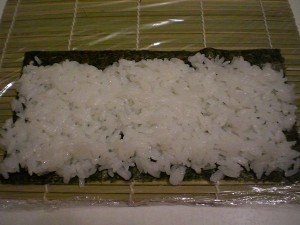 выложить рис на нори